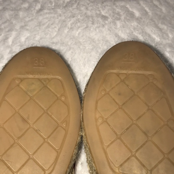 {Chanel} Espadrilles - Picture 8 of 13